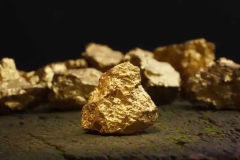黄金白银区间突破在即，关键位交易策略布局